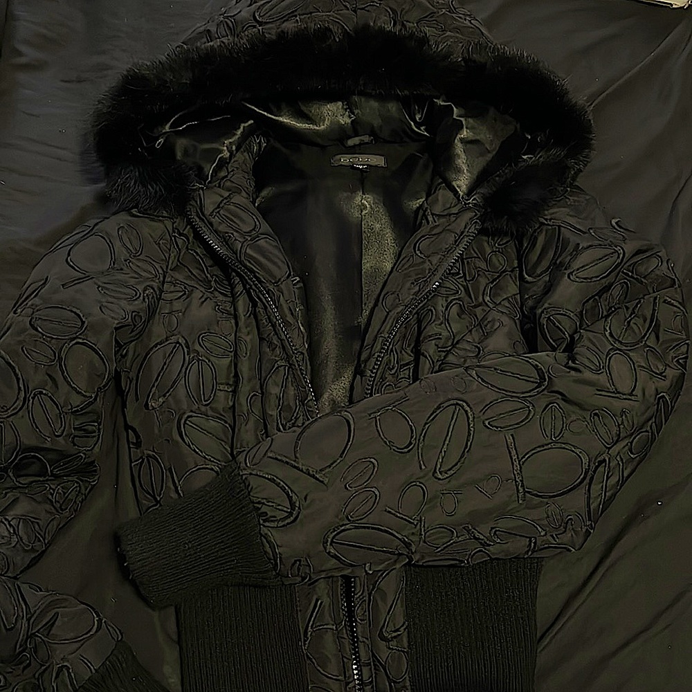 Bebe Mini Black Puffer Jacket w fluffy hood